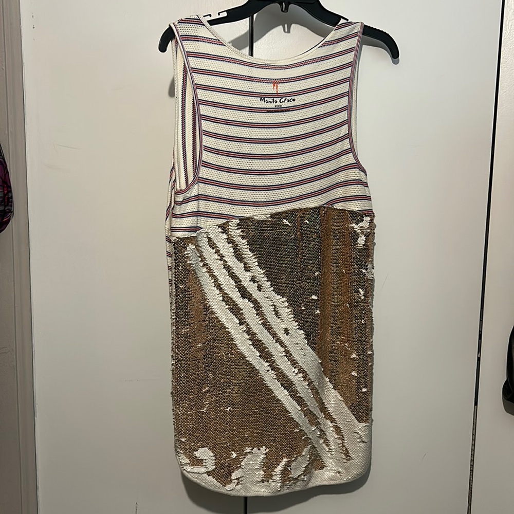 Manila Grace Italianmade eclectic festive eye catching color changing sequin top